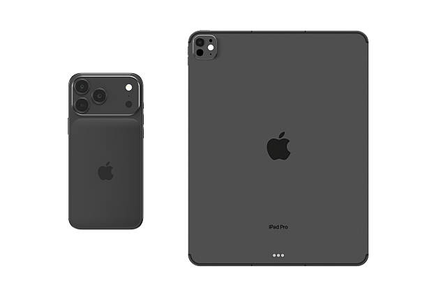 Fubon Research peg’s foldable iPhone at $2,399, placing it near the top end of expected pricing